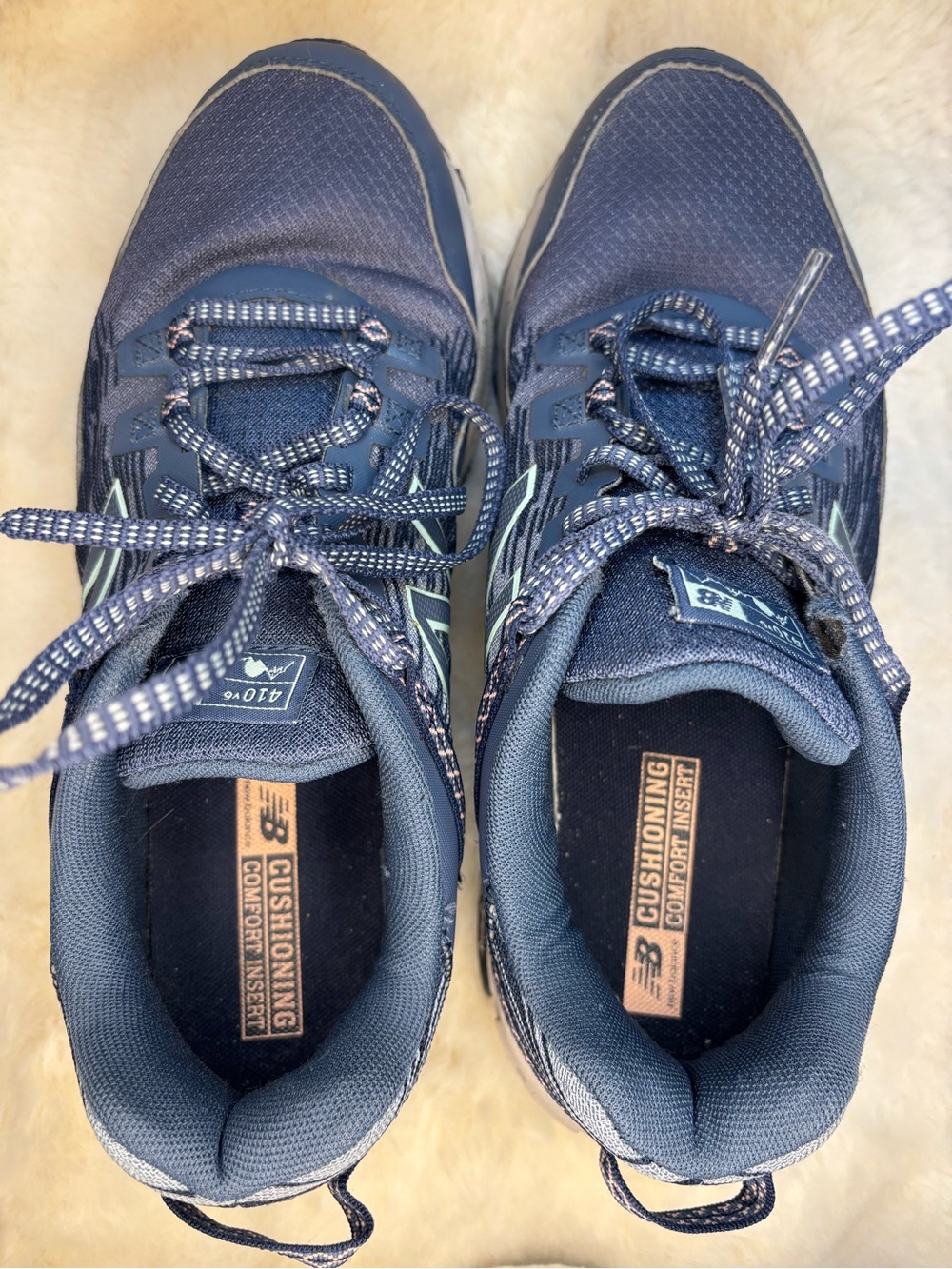 New Balance 410v6 Trail Women’s Size 10 Blue Pink Running Hiking Shoes